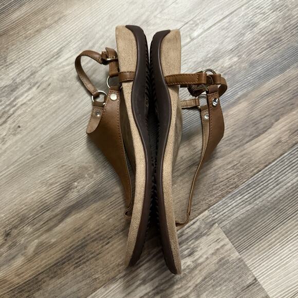 Vionic Kirra Backstrap Thong Sandals Women’s Size 9.5M Tan Leather Comfort Shoes - Picture 7 of 9